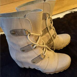 Sorel size 10.5 Joan of artic